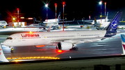 Lufthansa Airbus A350-941 (D-AIXP) at  Hamburg - Fuhlsbuettel (Helmut Schmidt), Germany