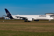 Lufthansa Airbus A350-941 (D-AIXQ) at  Hamburg - Fuhlsbuettel (Helmut Schmidt), Germany