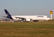 Lufthansa Airbus A350-941 (D-AIXQ) at  Hamburg - Fuhlsbuettel (Helmut Schmidt), Germany