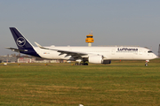 Lufthansa Airbus A350-941 (D-AIXQ) at  Hamburg - Fuhlsbuettel (Helmut Schmidt), Germany