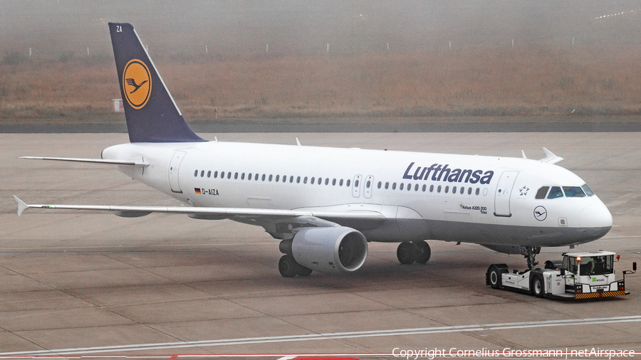 Lufthansa Airbus A320-214 (D-AIZA) | Photo 435505