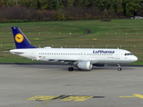 Lufthansa Airbus A320-214 (D-AIZA) at  Cologne/Bonn, Germany