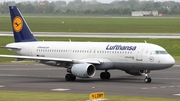 Lufthansa Airbus A320-214 (D-AIZA) at  Dusseldorf - International, Germany