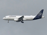 Lufthansa Airbus A320-214 (D-AIZA) at  Frankfurt am Main, Germany