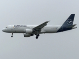 Lufthansa Airbus A320-214 (D-AIZA) at  Frankfurt am Main, Germany
