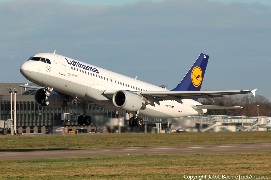 Lufthansa Airbus A320-214 (D-AIZA) | Photo 140891