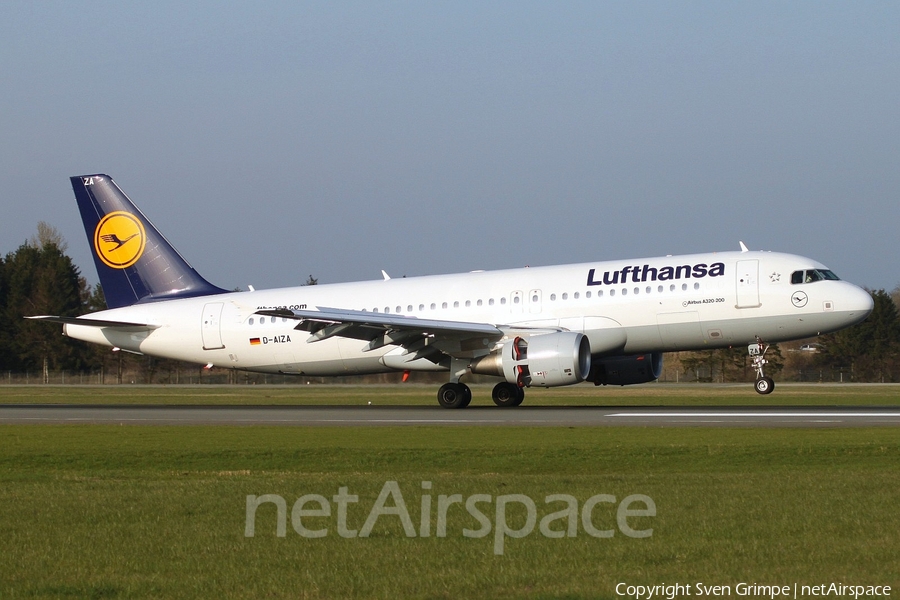 Lufthansa Airbus A320-214 (D-AIZA) | Photo 42044