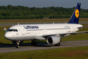 Lufthansa Airbus A320-214 (D-AIZA) at  Hamburg - Fuhlsbuettel (Helmut Schmidt), Germany