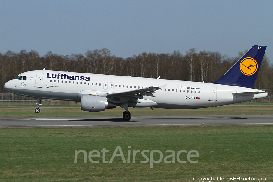 Lufthansa Airbus A320-214 (D-AIZA) | Photo 410571