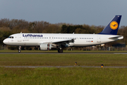 Lufthansa Airbus A320-214 (D-AIZA) at  Hamburg - Fuhlsbuettel (Helmut Schmidt), Germany