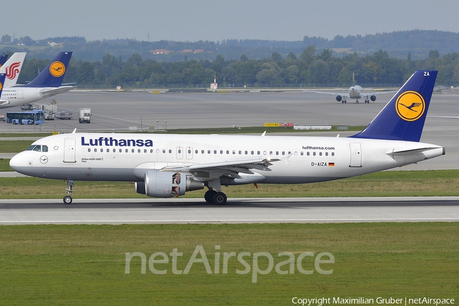 Lufthansa Airbus A320-214 (D-AIZA) | Photo 112313