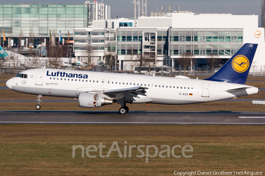 Lufthansa Airbus A320-214 (D-AIZA) | Photo 288548