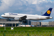 Lufthansa Airbus A320-214 (D-AIZB) at  Berlin Brandenburg, Germany