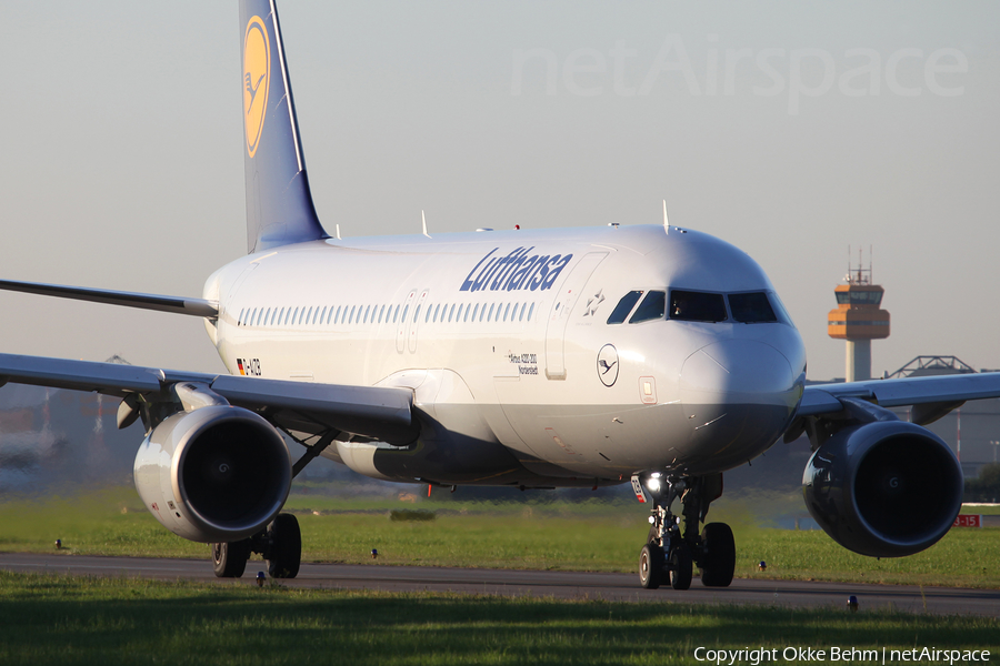 Lufthansa Airbus A320-214 (D-AIZB) | Photo 125725