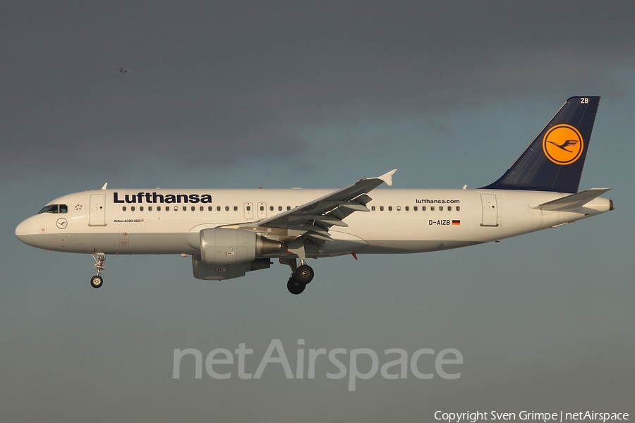 Lufthansa Airbus A320-214 (D-AIZB) | Photo 21672