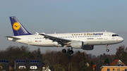 Lufthansa Airbus A320-214 (D-AIZB) at  Hamburg - Fuhlsbuettel (Helmut Schmidt), Germany