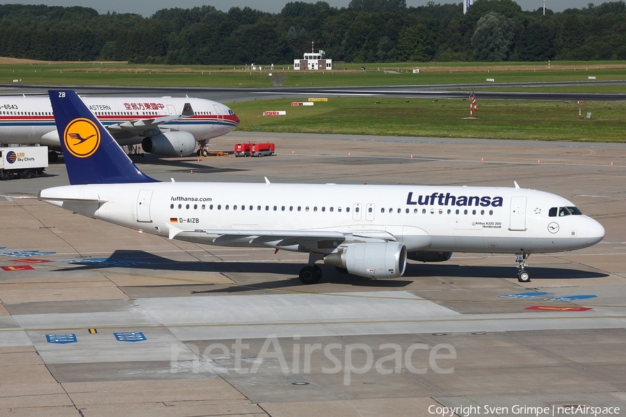 Lufthansa Airbus A320-214 (D-AIZB) | Photo 65211