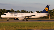 Lufthansa Airbus A320-214 (D-AIZB) at  Hamburg - Fuhlsbuettel (Helmut Schmidt), Germany