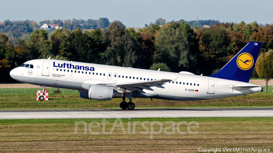 Lufthansa Airbus A320-214 (D-AIZB) | Photo 337536