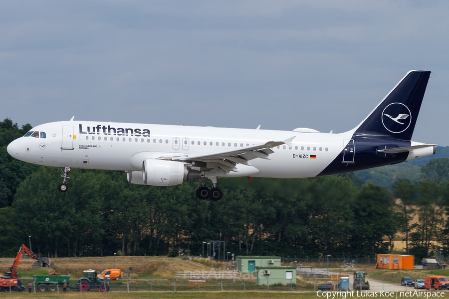 Lufthansa Airbus A320-214 (D-AIZC) | Photo 252097