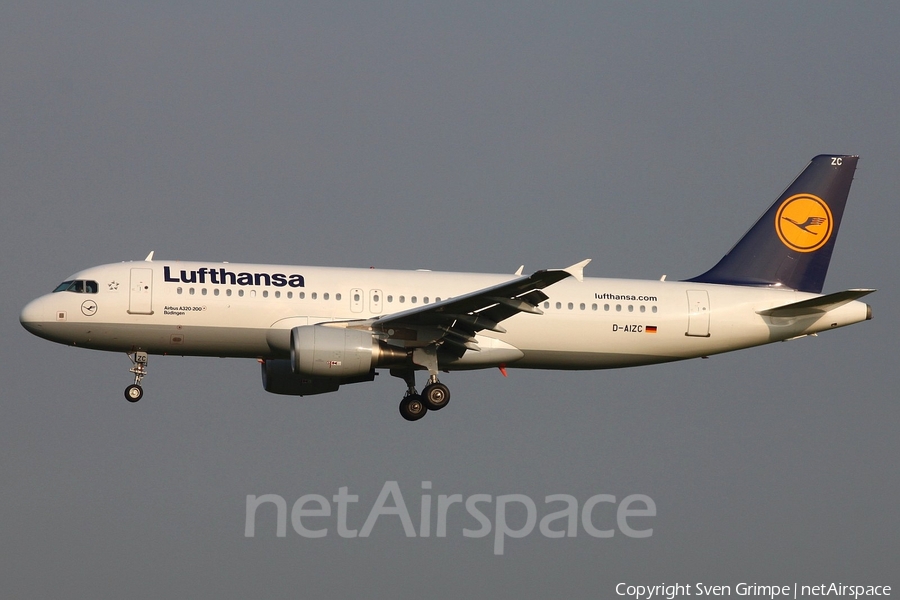 Lufthansa Airbus A320-214 (D-AIZC) | Photo 23315