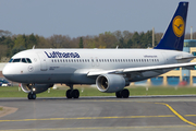 Lufthansa Airbus A320-214 (D-AIZC) at  Hamburg - Fuhlsbuettel (Helmut Schmidt), Germany