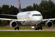 Lufthansa Airbus A320-214 (D-AIZC) at  Hamburg - Fuhlsbuettel (Helmut Schmidt), Germany