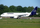 Lufthansa Airbus A320-214 (D-AIZC) at  Hamburg - Fuhlsbuettel (Helmut Schmidt), Germany