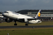 Lufthansa Airbus A320-214 (D-AIZC) at  Hamburg - Fuhlsbuettel (Helmut Schmidt), Germany