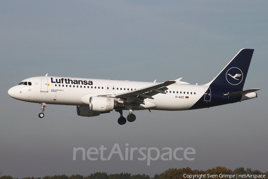 Lufthansa Airbus A320-214 (D-AIZC) | Photo 357103