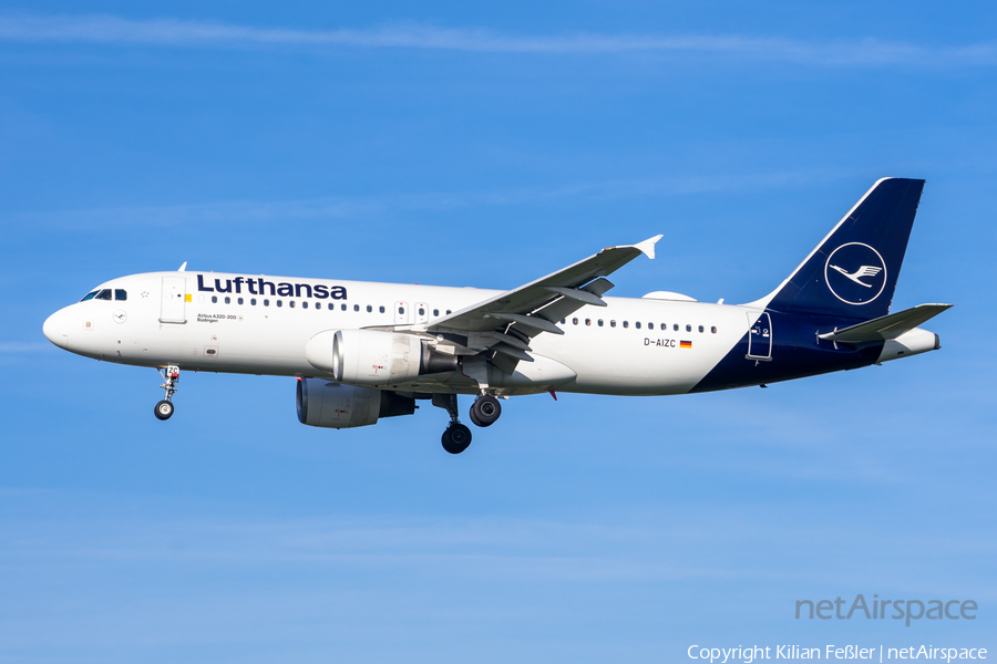 Lufthansa Airbus A320-214 (D-AIZC) | Photo 411946