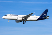 Lufthansa Airbus A320-214 (D-AIZC) at  Hamburg - Fuhlsbuettel (Helmut Schmidt), Germany