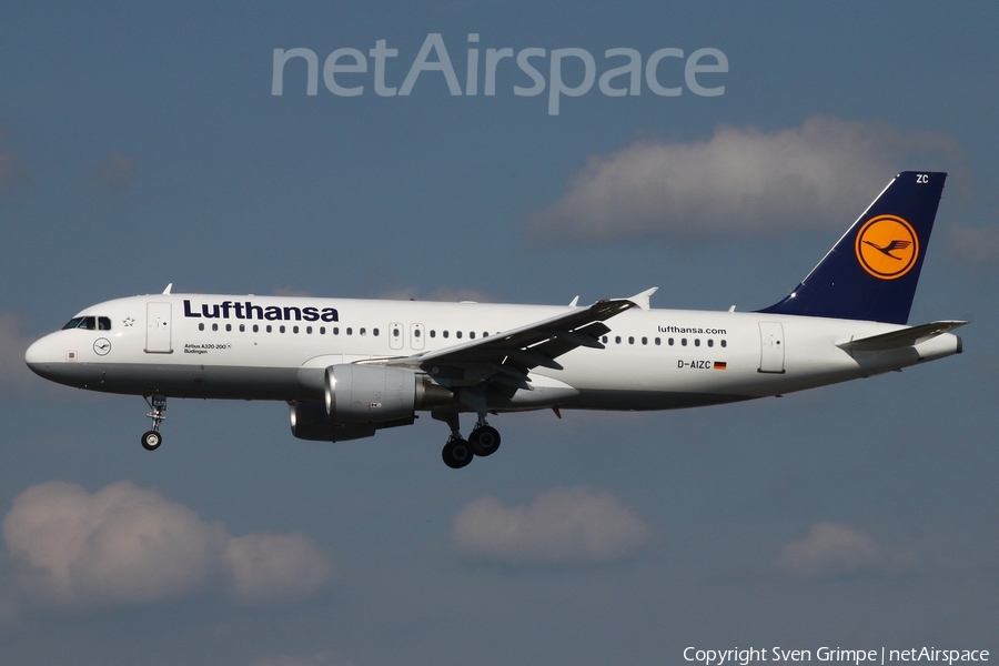 Lufthansa Airbus A320-214 (D-AIZC) | Photo 447760
