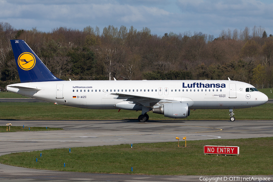 Lufthansa Airbus A320-214 (D-AIZC) | Photo 489557