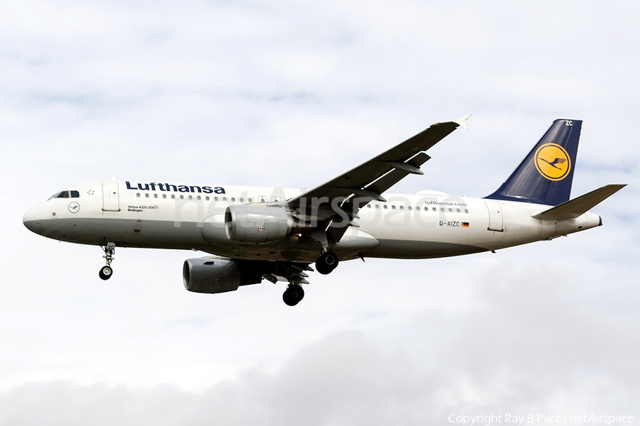 Lufthansa Airbus A320-214 (D-AIZC) | Photo 200496