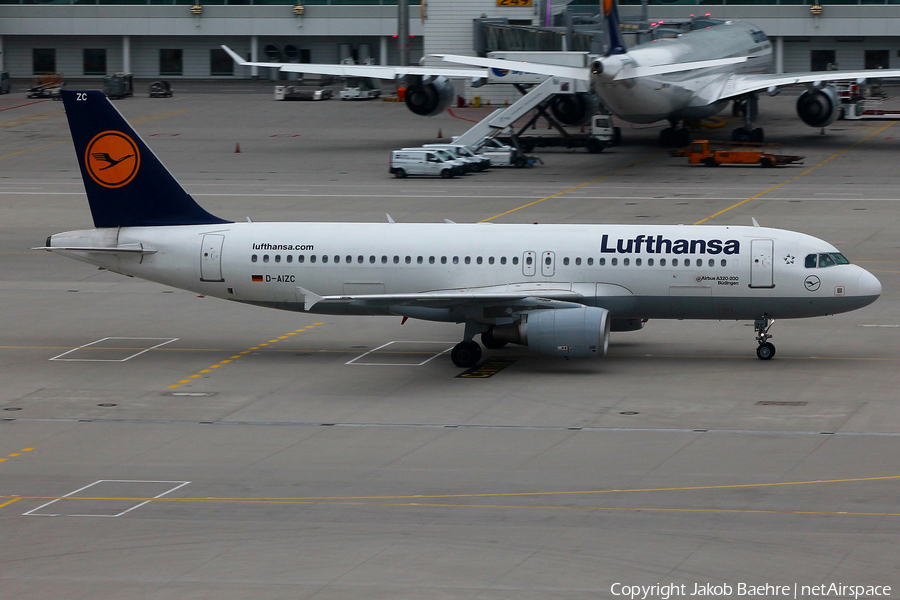 Lufthansa Airbus A320-214 (D-AIZC) | Photo 176878