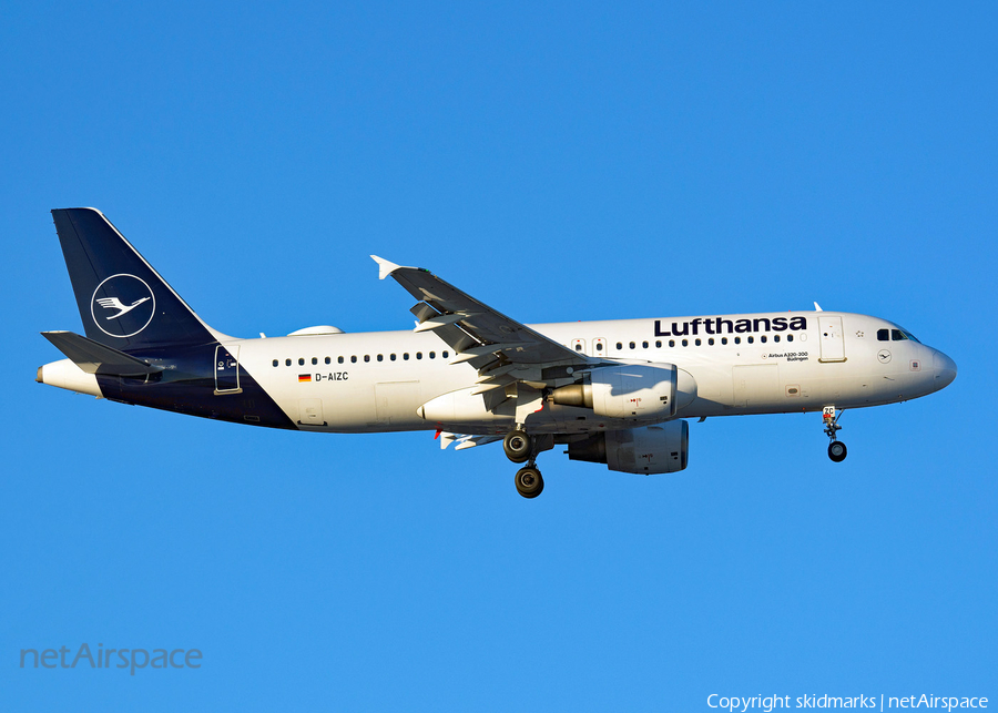 Lufthansa Airbus A320-214 (D-AIZC) | Photo 282586
