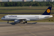 Lufthansa Airbus A320-214 (D-AIZC) at  Berlin - Tegel, Germany