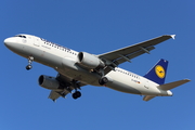 Lufthansa Airbus A320-214 (D-AIZD) at  Barcelona - El Prat, Spain