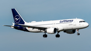 Lufthansa Airbus A320-214 (D-AIZD) at  Bremen, Germany