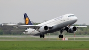 Lufthansa Airbus A320-214 (D-AIZD) at  Dusseldorf - International, Germany