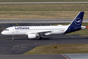 Lufthansa Airbus A320-214 (D-AIZD) at  Dusseldorf - International, Germany
