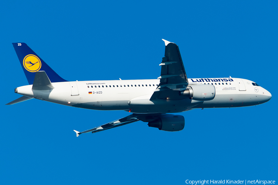 Lufthansa Airbus A320-214 (D-AIZD) | Photo 298670