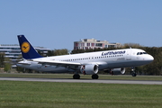 Lufthansa Airbus A320-214 (D-AIZD) at  Hamburg - Fuhlsbuettel (Helmut Schmidt), Germany