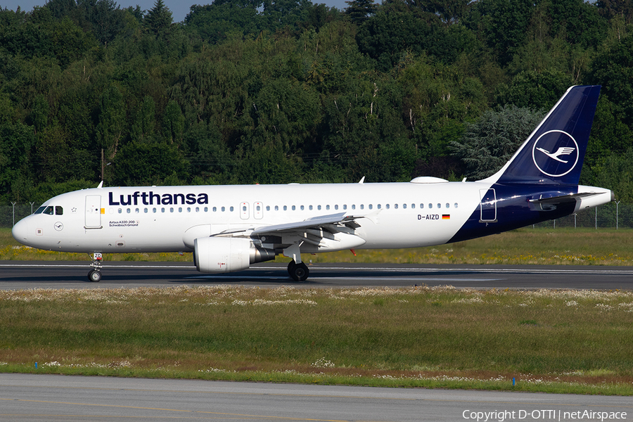 Lufthansa Airbus A320-214 (D-AIZD) | Photo 331285