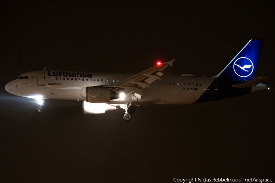 Lufthansa Airbus A320-214 (D-AIZD) | Photo 359641