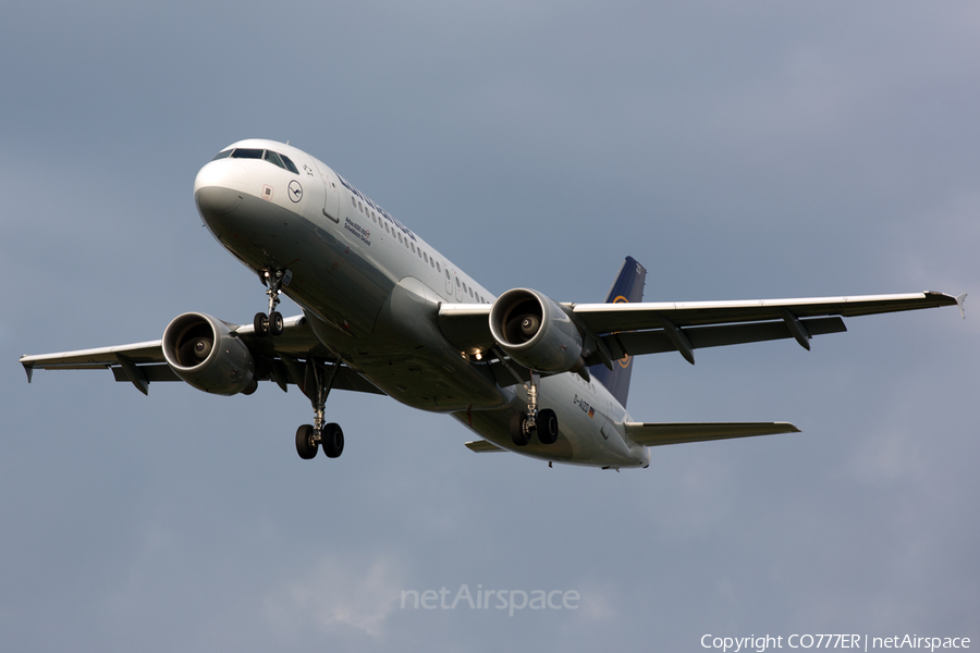 Lufthansa Airbus A320-214 (D-AIZD) | Photo 70988