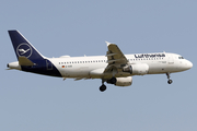 Lufthansa Airbus A320-214 (D-AIZE) at  Frankfurt am Main, Germany