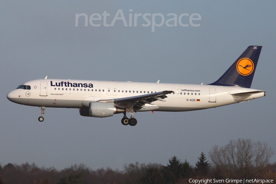 Lufthansa Airbus A320-214 (D-AIZE) | Photo 22302