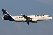 Lufthansa Airbus A320-214 (D-AIZE) at  Hamburg - Fuhlsbuettel (Helmut Schmidt), Germany